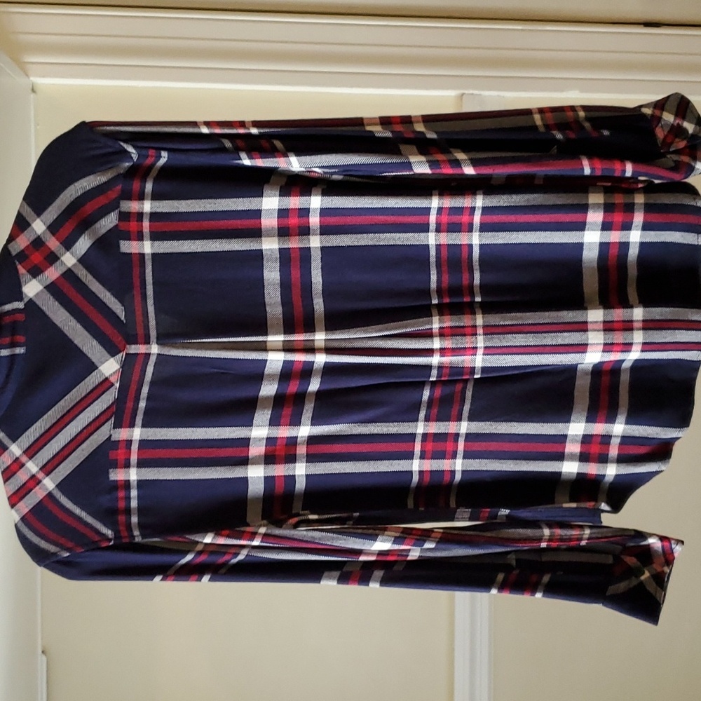 Unworn beachlunchlounge Long Sleeve Button - Picture 3 of 3